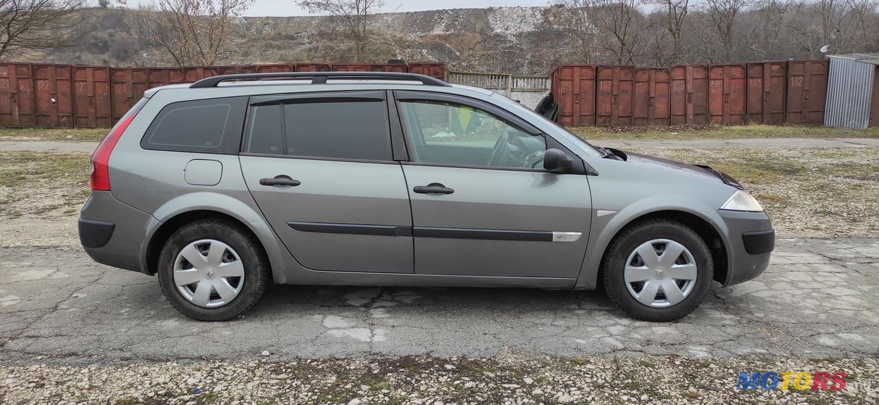 2005' Renault Megane photo #3