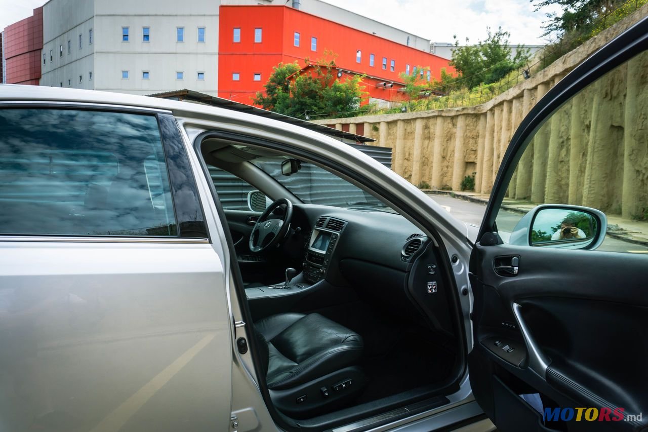 2006' Lexus Is Series photo #4