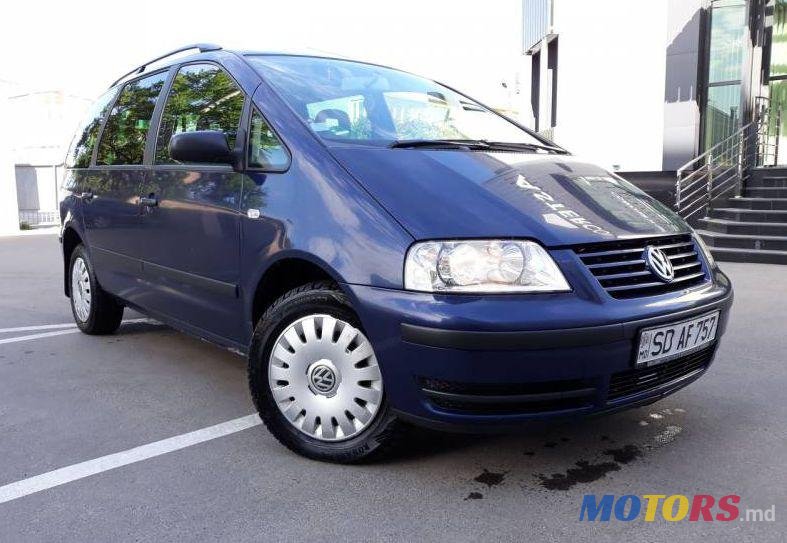 2004' Volkswagen Sharan photo #1