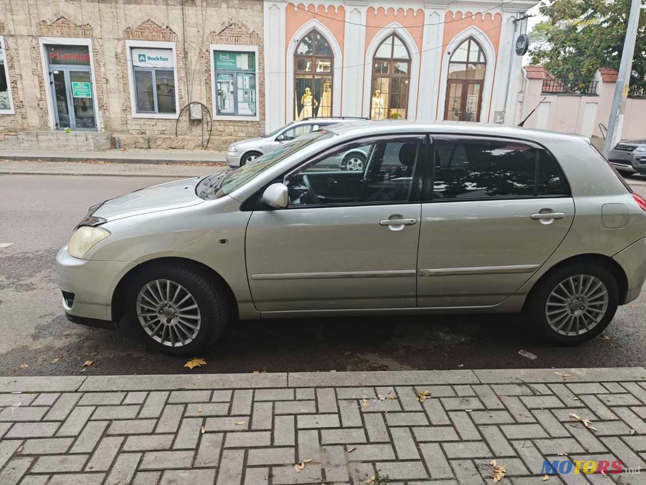 2005' Toyota Corolla photo #2