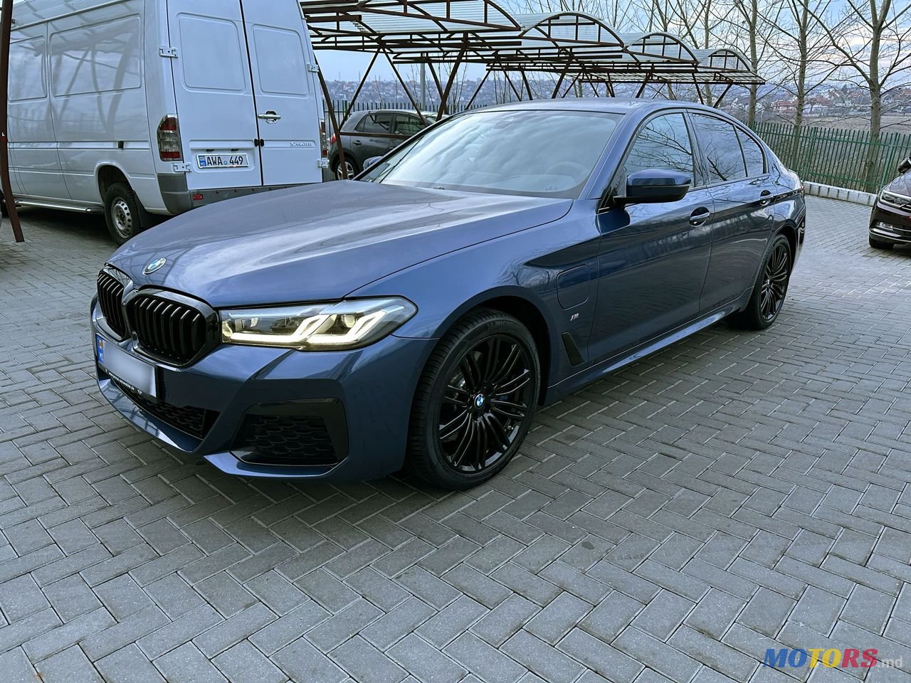 2020' BMW 5 Series photo #2