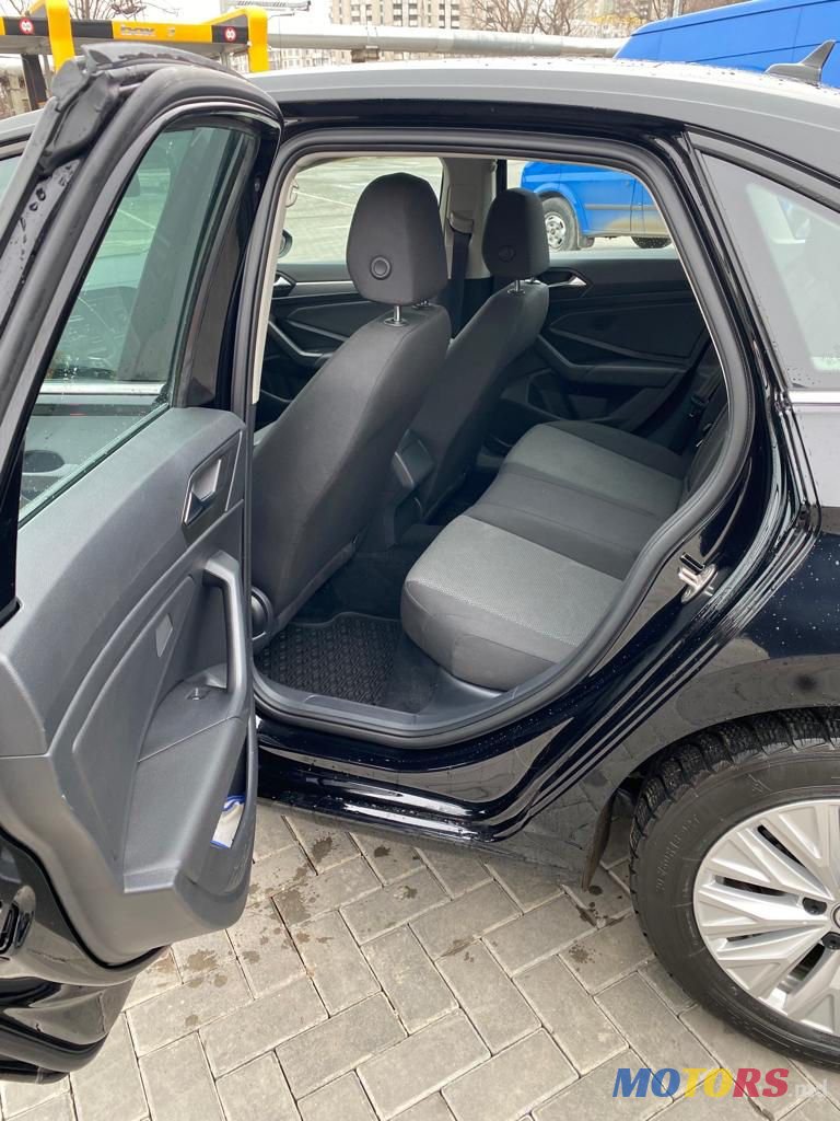 2020' Volkswagen Jetta photo #3