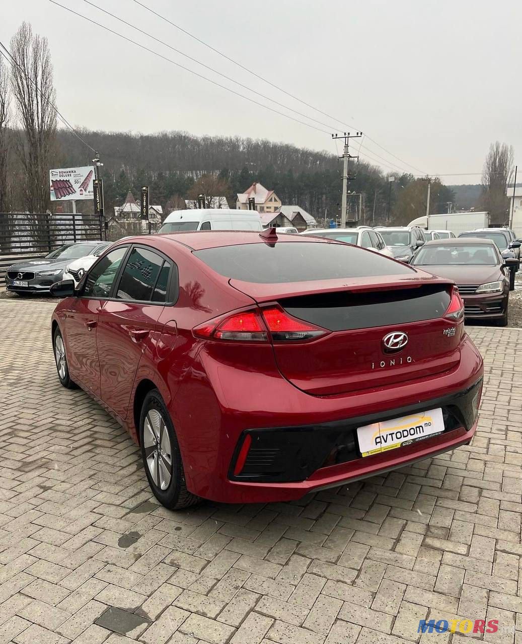 2019' Hyundai Ioniq photo #3