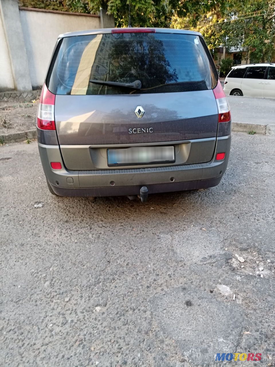 2006' Renault Grand Scenic photo #1