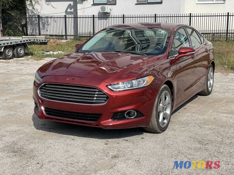 2013' Ford Fusion photo #2