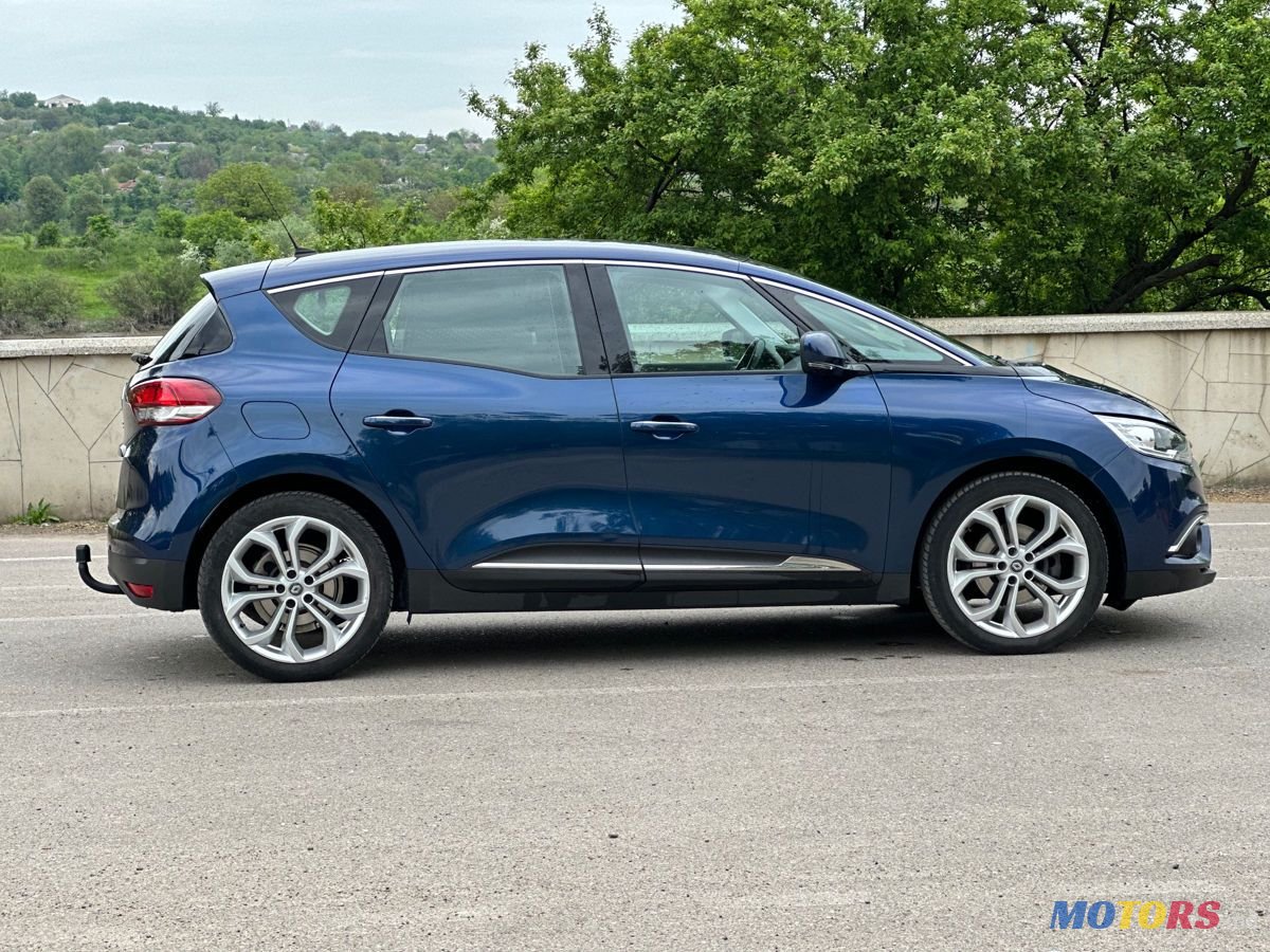2017' Renault Scenic photo #6