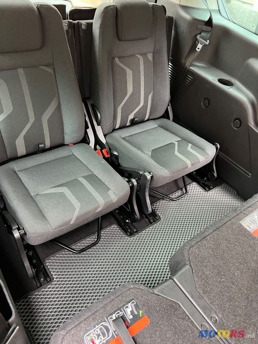 2015' Ford Tourneo Connect photo #4