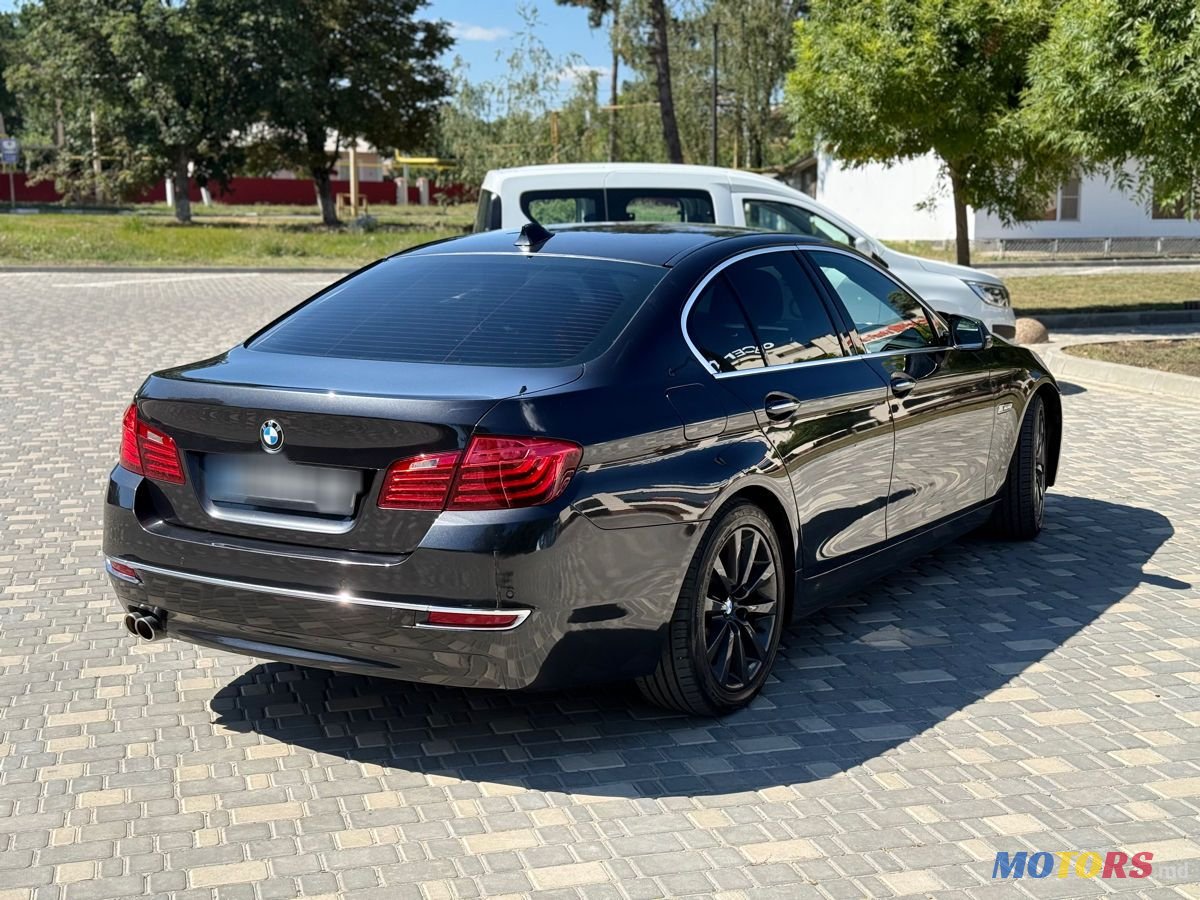 2013' BMW 5 Series photo #5