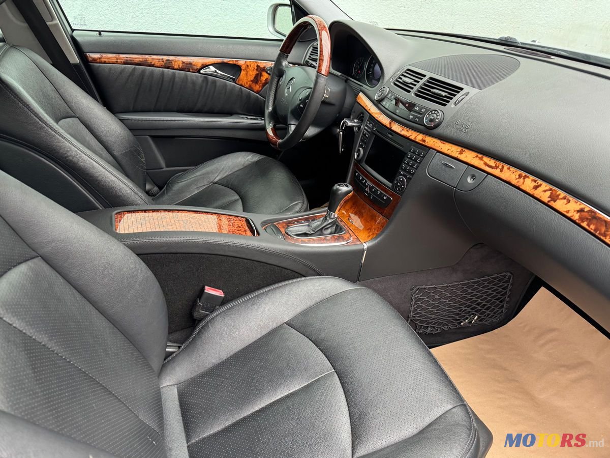 2006' Mercedes-Benz E-Class photo #4