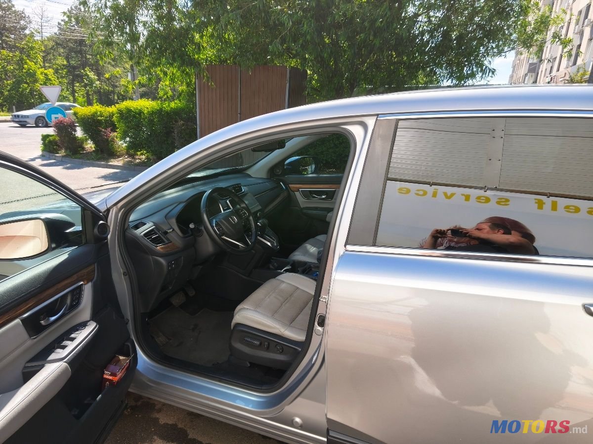2018' Honda CR-V photo #4
