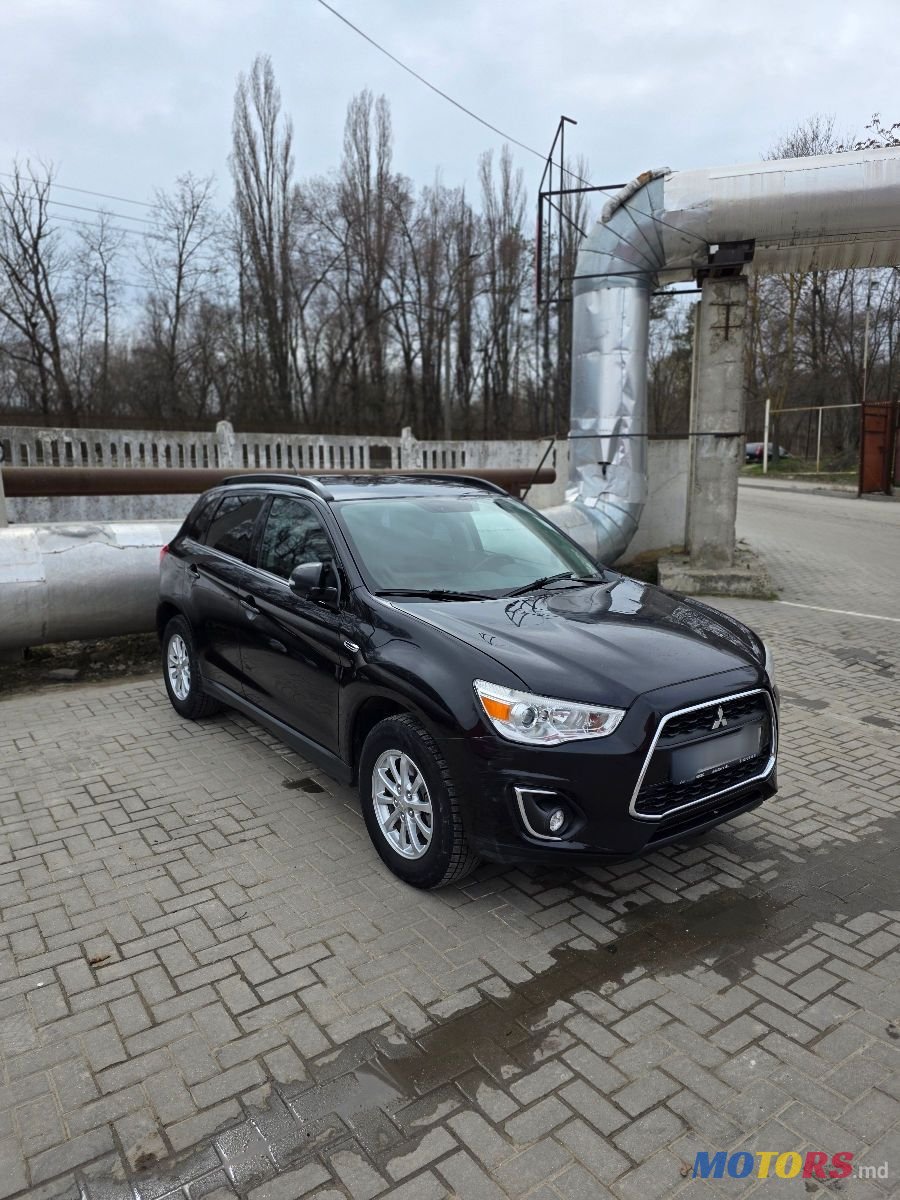 2014' Mitsubishi ASX photo #3
