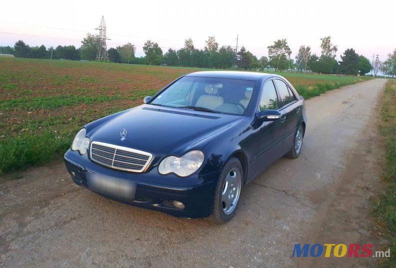 2000' Mercedes-Benz C photo #1