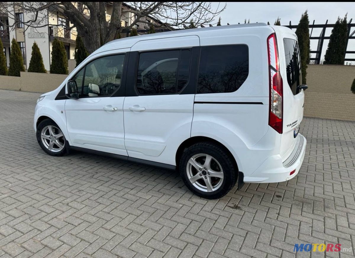 2015' Ford Tourneo Connect photo #2