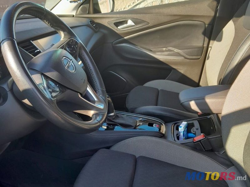 2020' Opel Grandland X photo #6