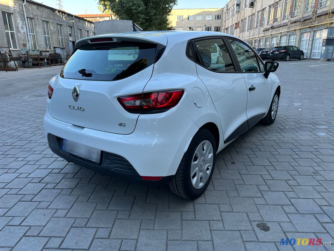 2016' Renault Clio photo #3