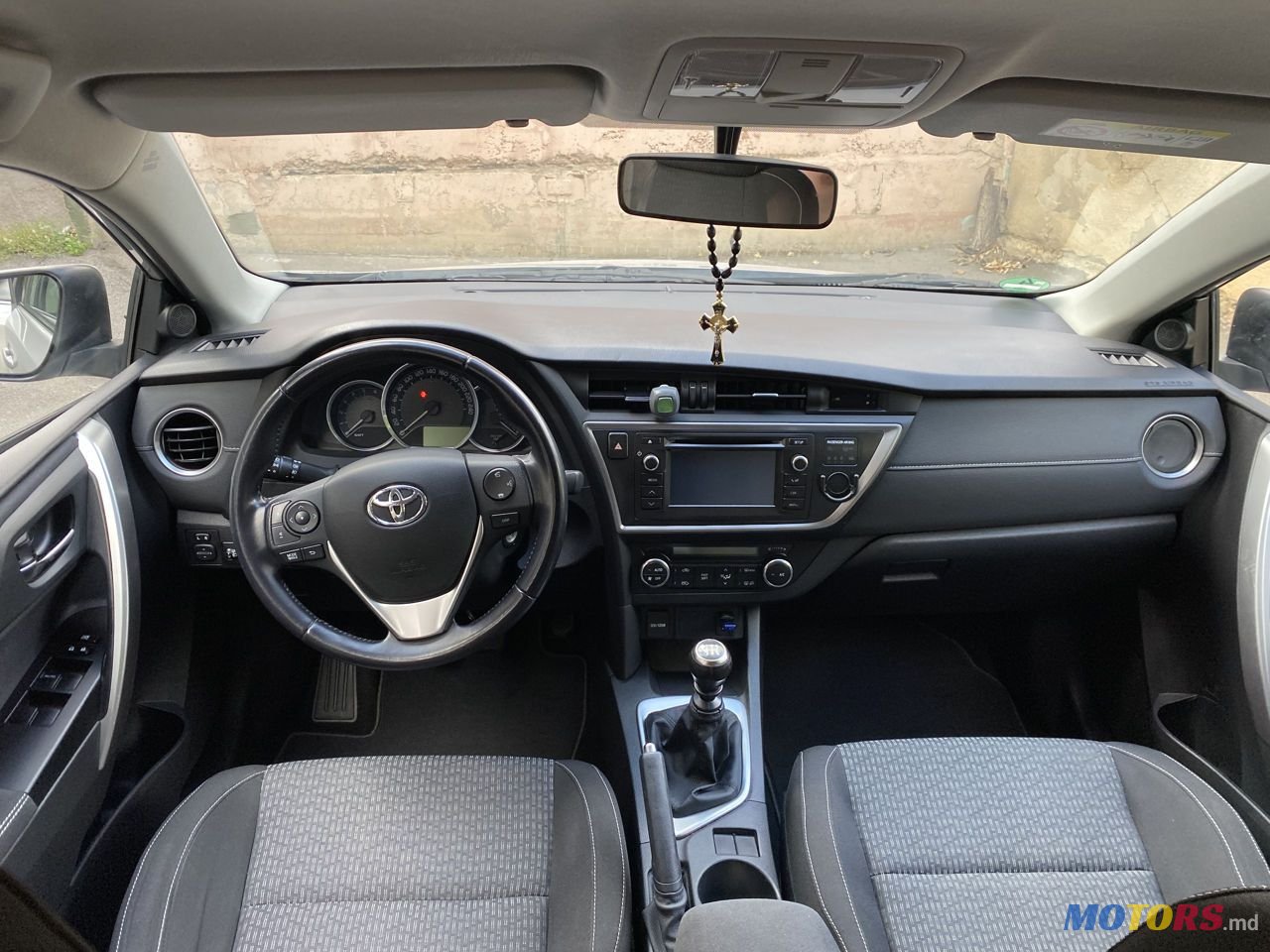 2015' Toyota Auris photo #6