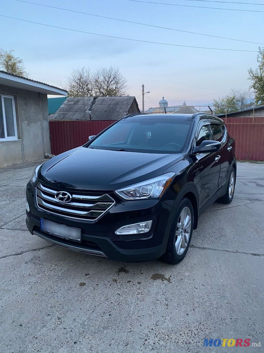 2014' Hyundai Santa Fe photo #3