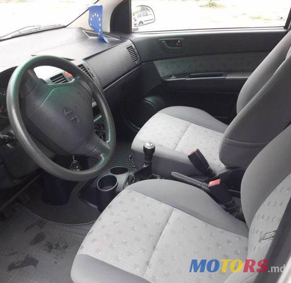 2004' Hyundai Getz photo #2
