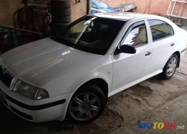 2007' Skoda Octavia photo #1