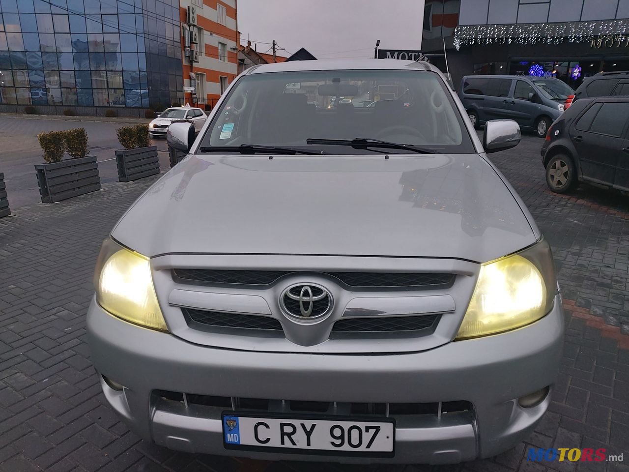 2007' Toyota Hilux photo #2