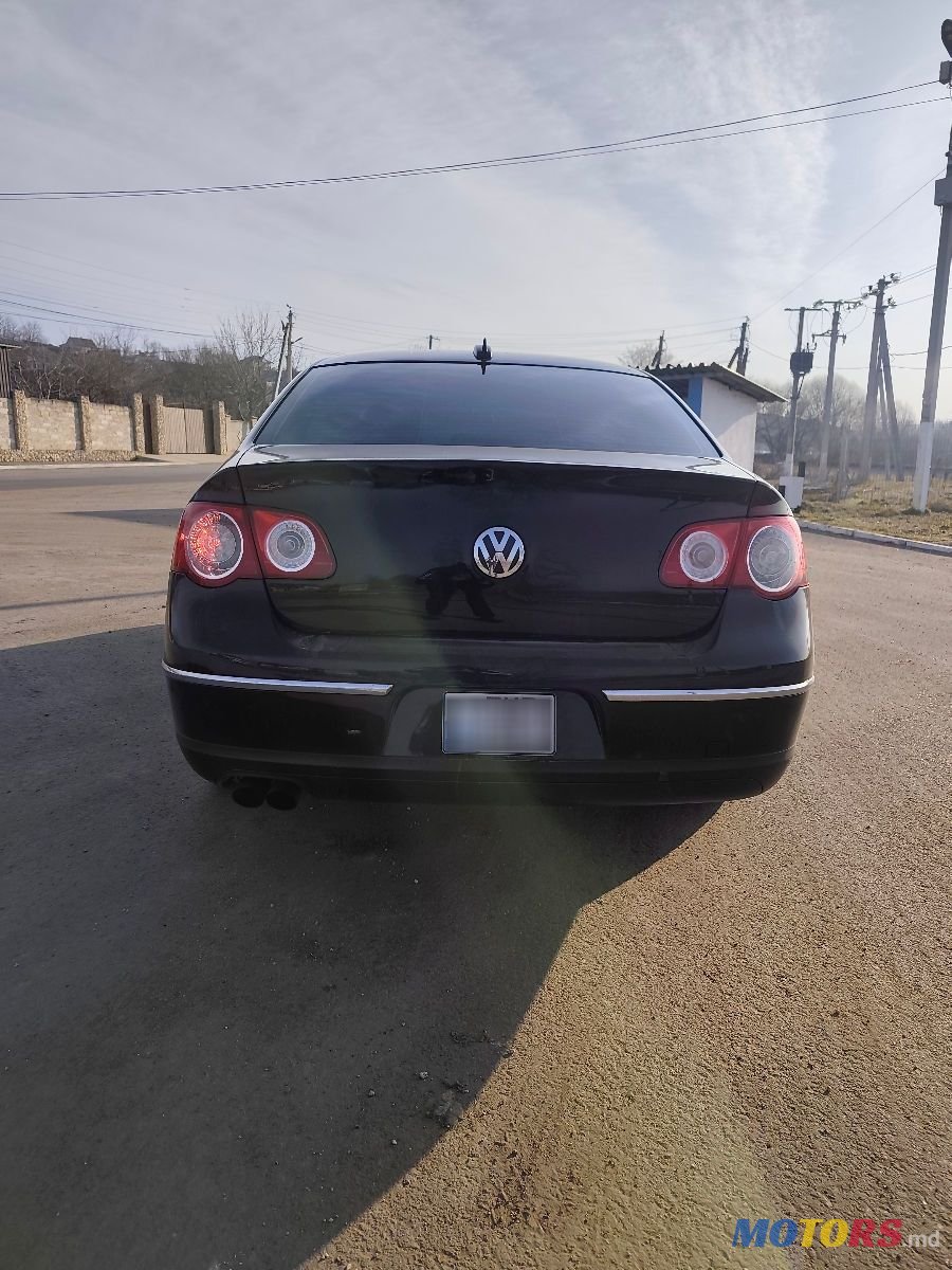 2007' Volkswagen Passat photo #4
