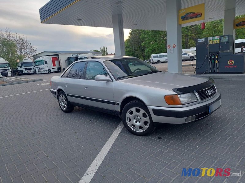 1991' Audi A6 photo #5