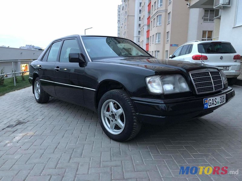 1994' Mercedes-Benz E Класс photo #2