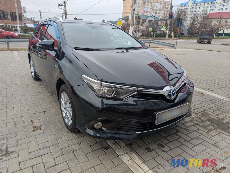 2016' Toyota Auris photo #1