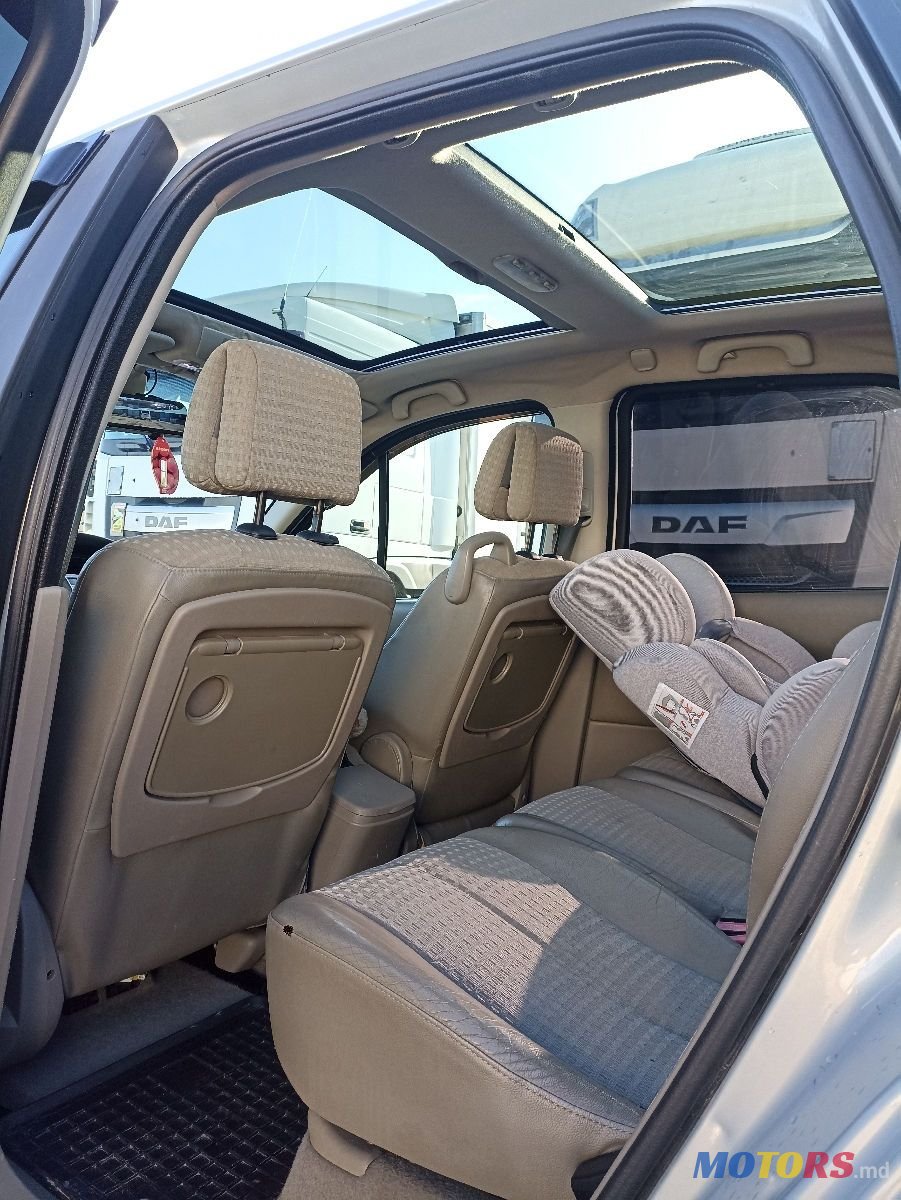 2004' Renault Scenic photo #6