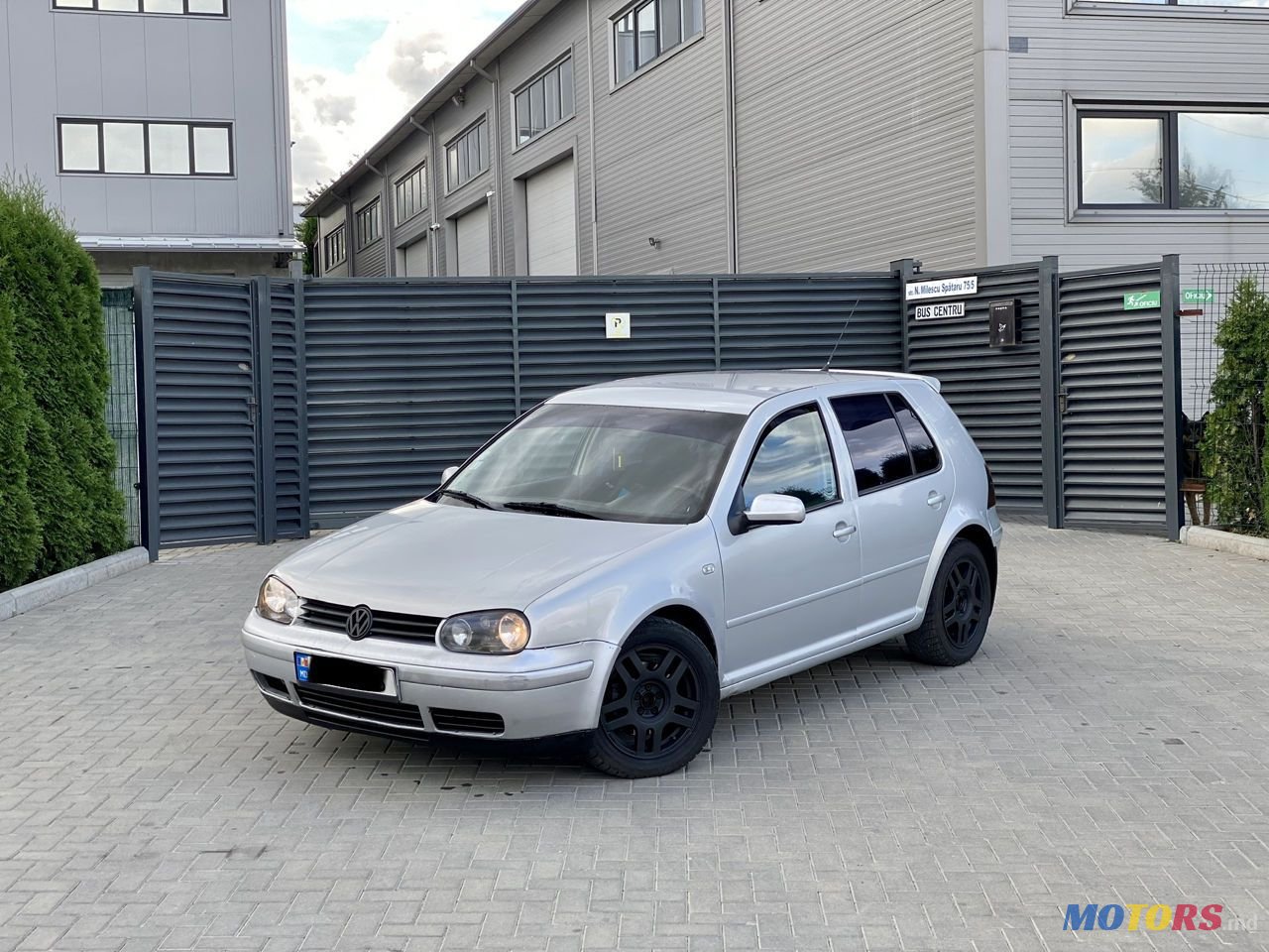 2000' Volkswagen Golf photo #3