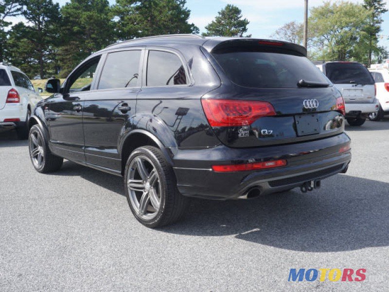 2013' Audi Q7 photo #4