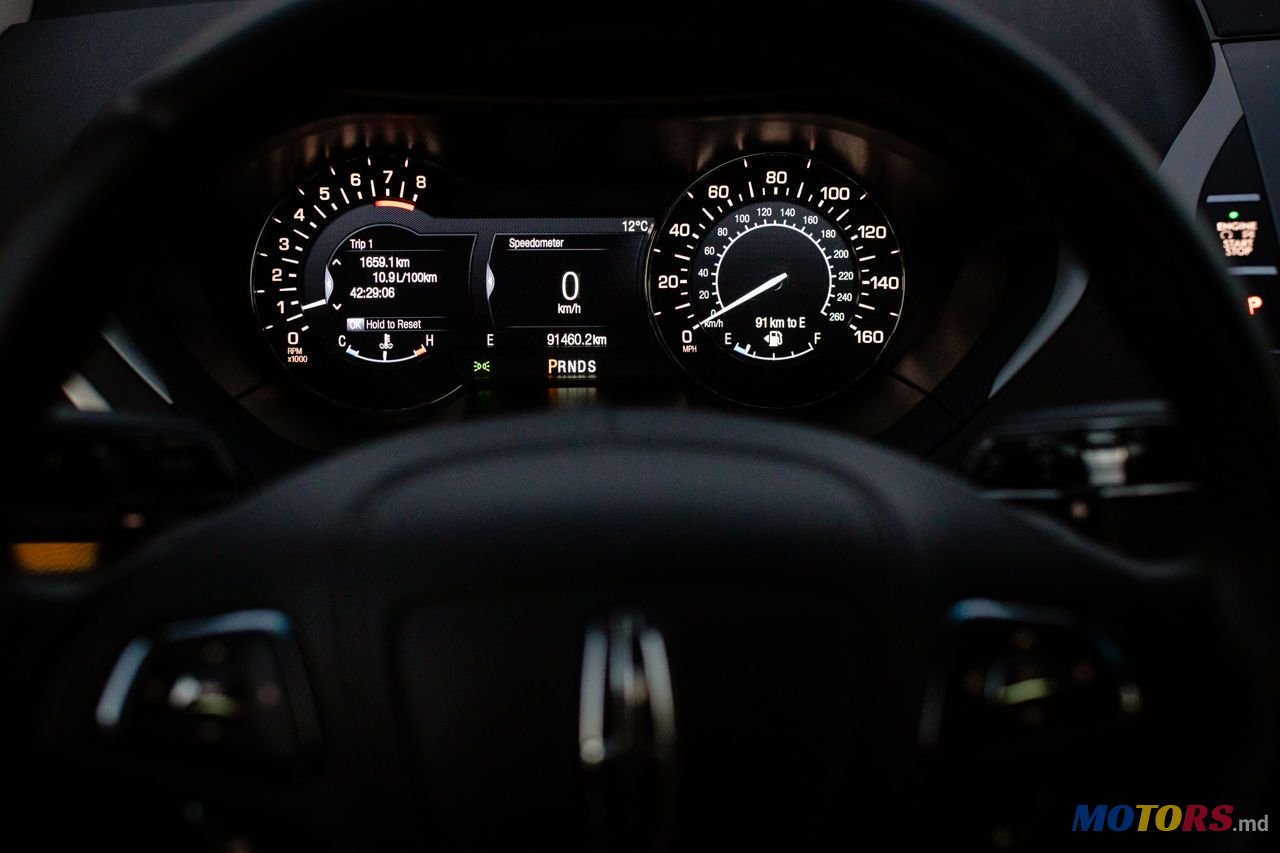 2017' Lincoln MKZ photo #3