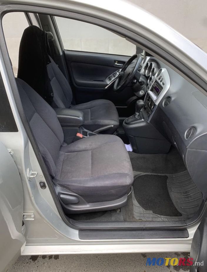 2004' Toyota Matrix photo #6