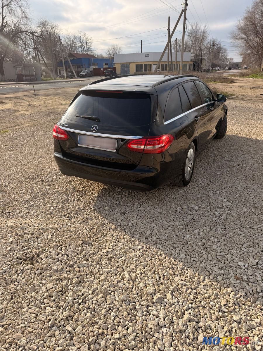 2016' Mercedes-Benz C-Class photo #4