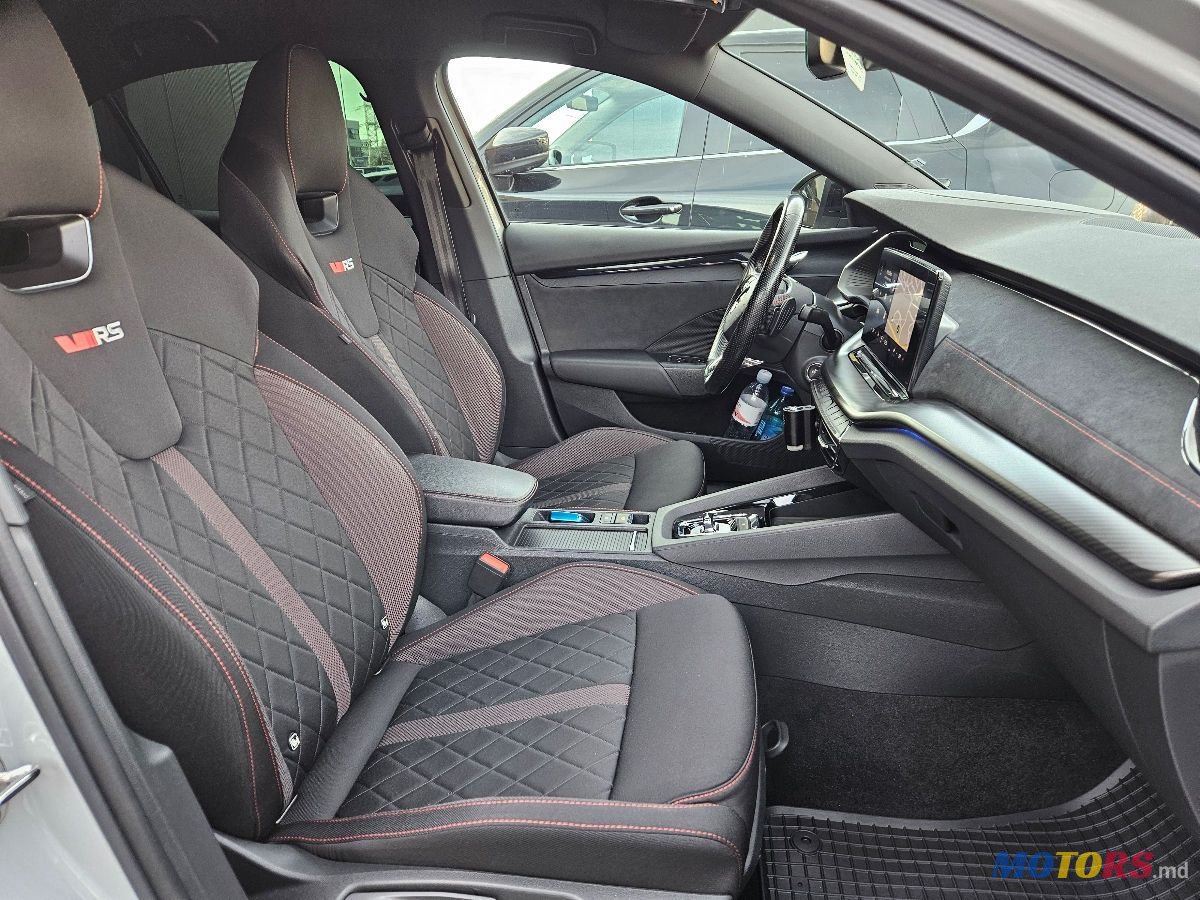 2020' Skoda Octavia photo #6