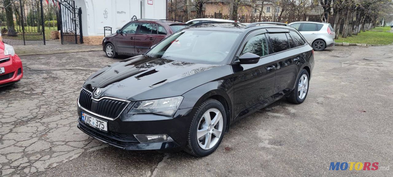 2016' Skoda Superb photo #2