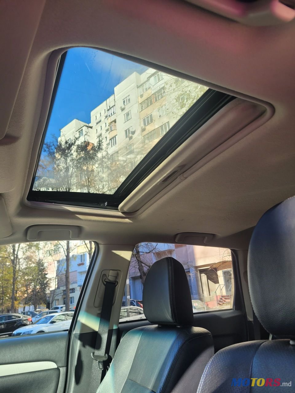 2014' Mitsubishi Outlander photo #3