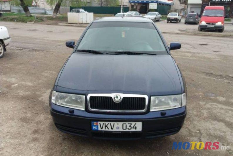 2004' Skoda Octavia photo #2