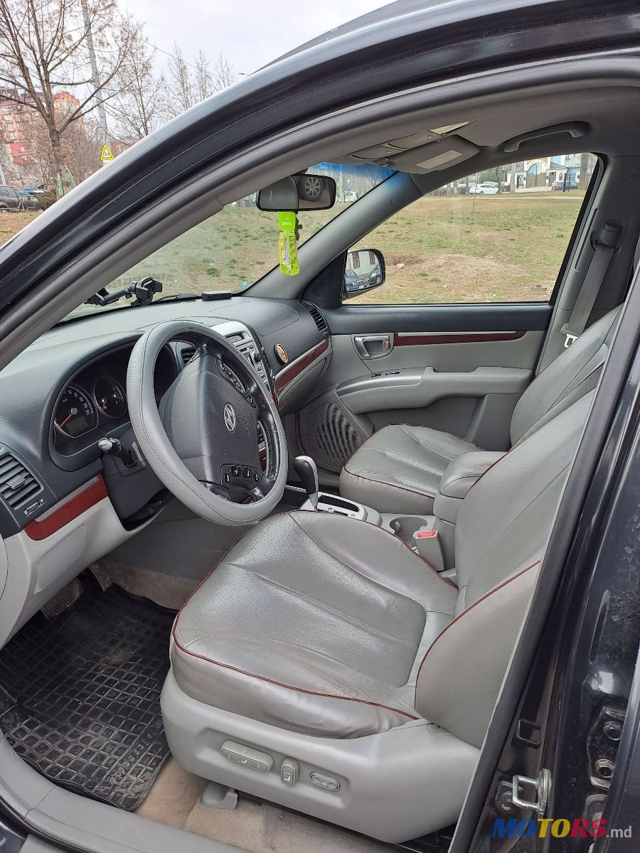 2007' Hyundai Santa Fe photo #4