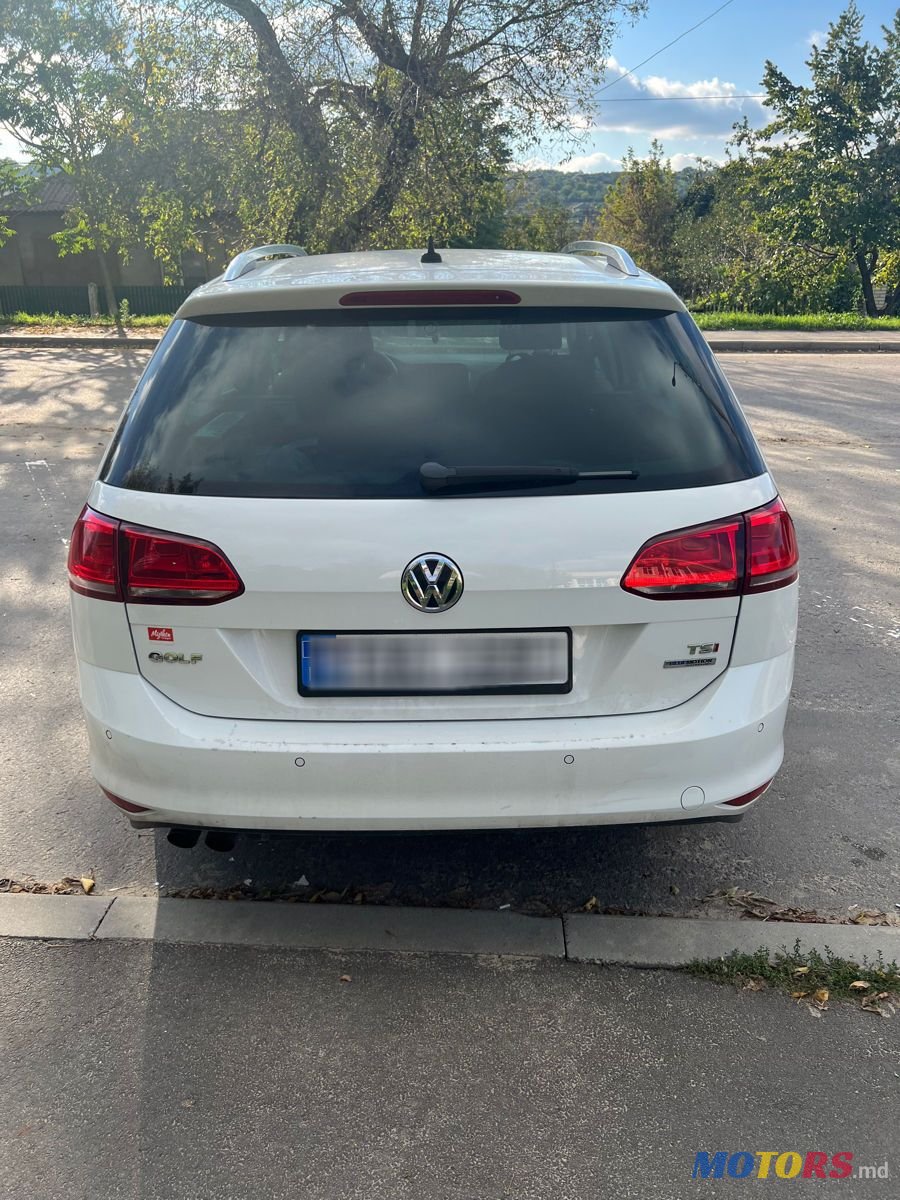 2014' Volkswagen Golf photo #5