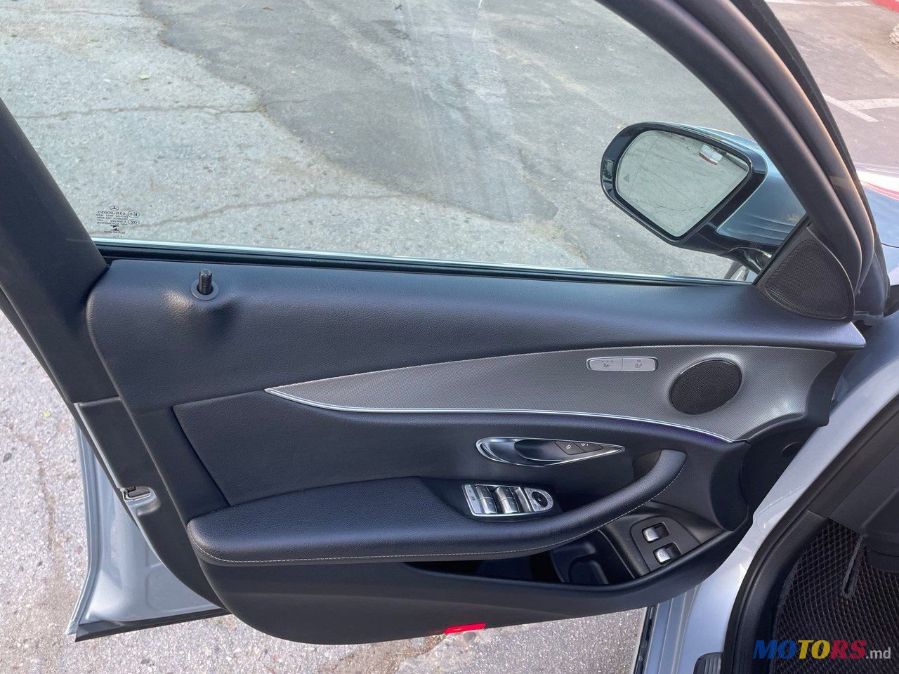 2017' Mercedes-Benz E-Class photo #4