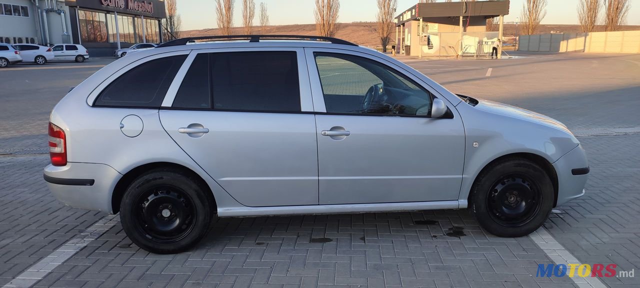 2006' Skoda Fabia photo #2