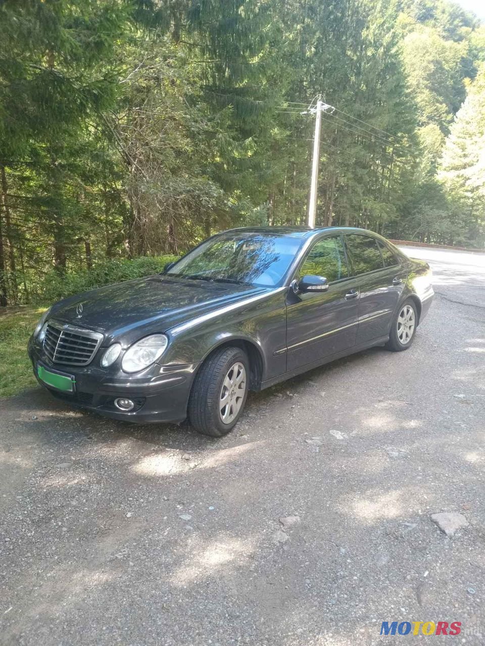 2008' Mercedes-Benz E-Class photo #6