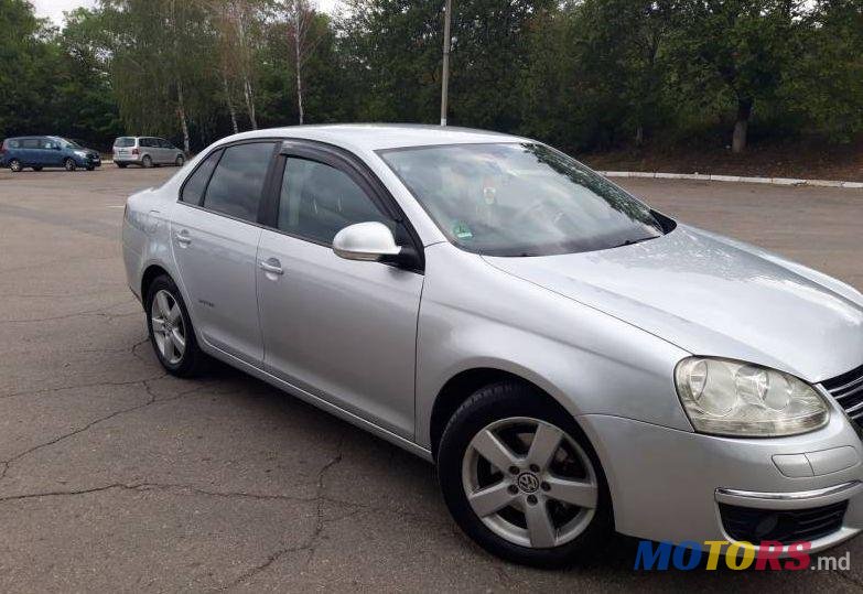 2008' Volkswagen Jetta photo #1