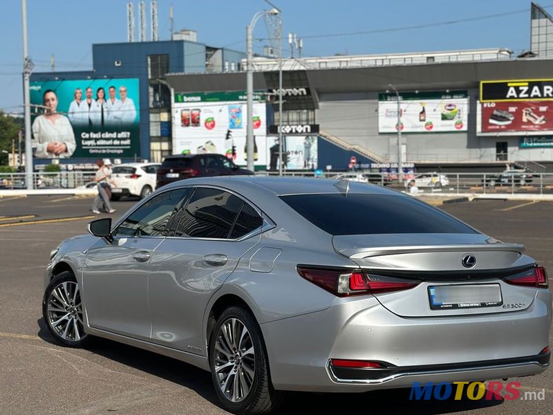 2018' Lexus Es Series photo #3
