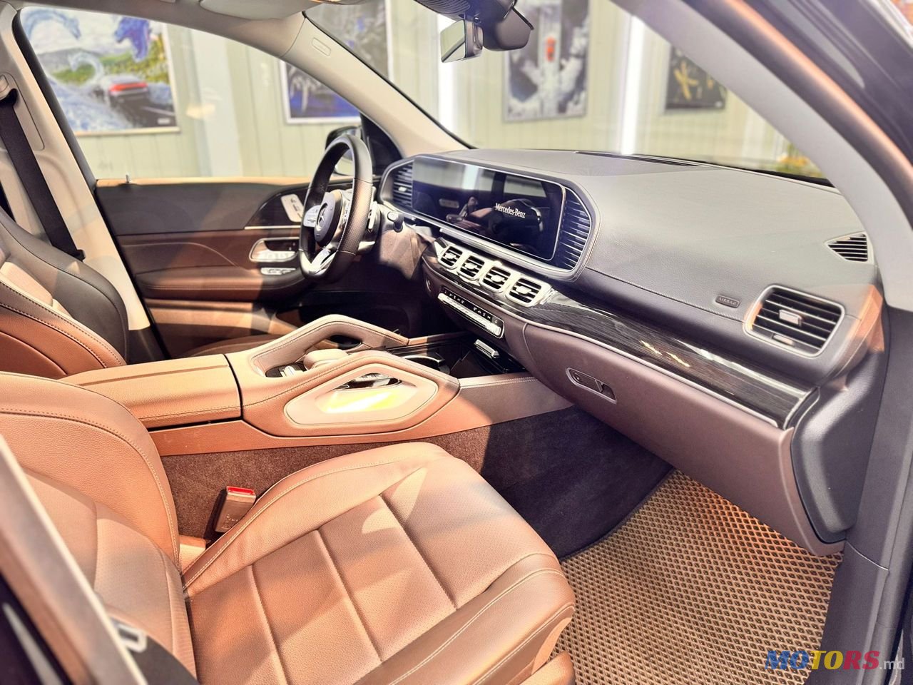 2024' Mercedes-Benz Gls-Class photo #6