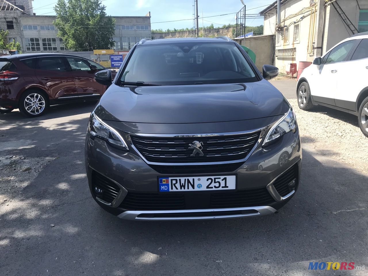 2019' Peugeot 5008 photo #3