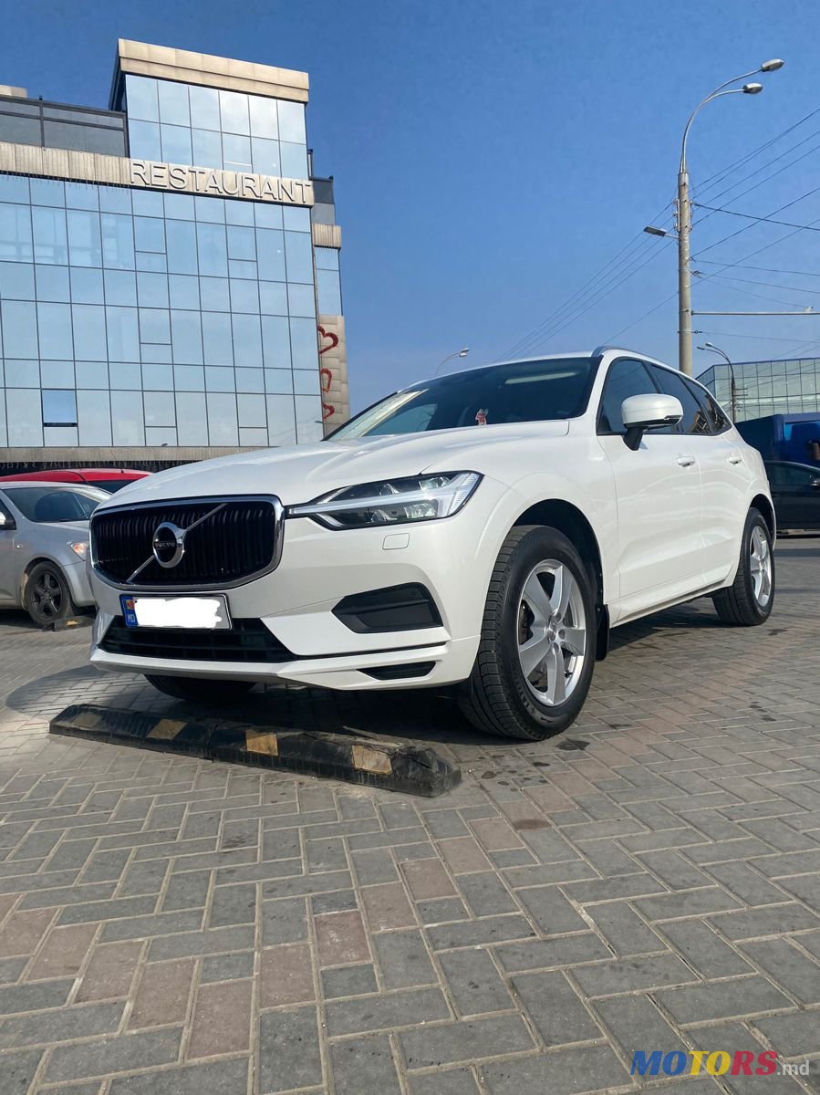 2019' Volvo XC60 photo #3