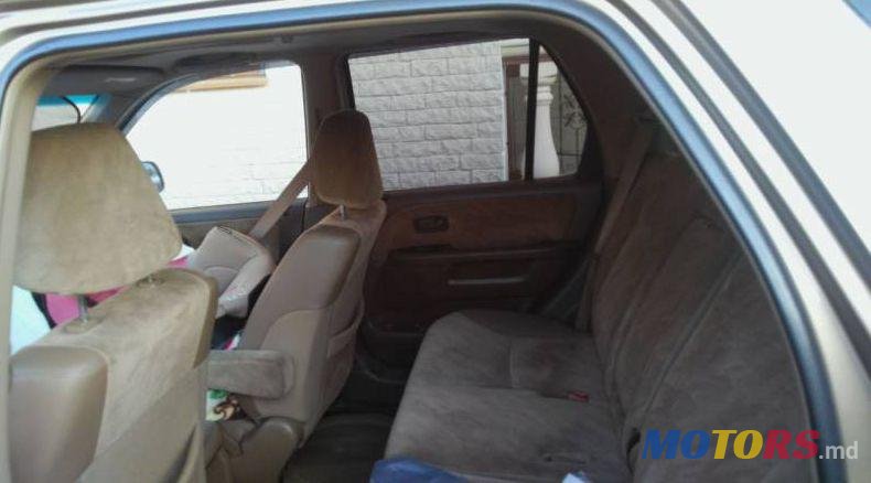 2003' Honda CR-V photo #2