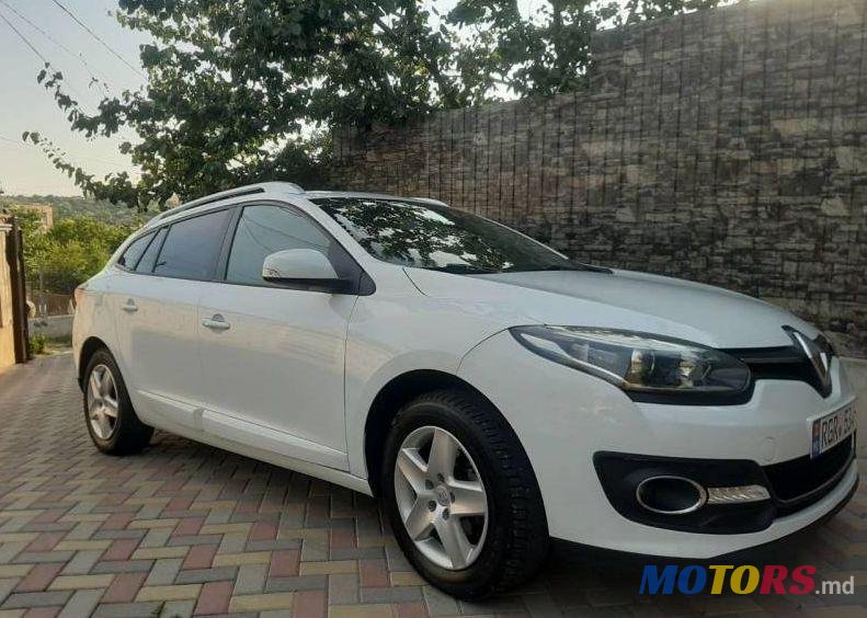 2015' Renault Megane photo #1